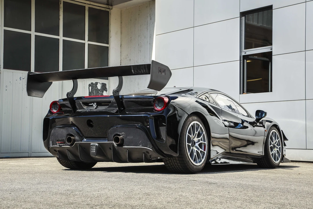 2017 Ferrari 488 - Image 7 of 31