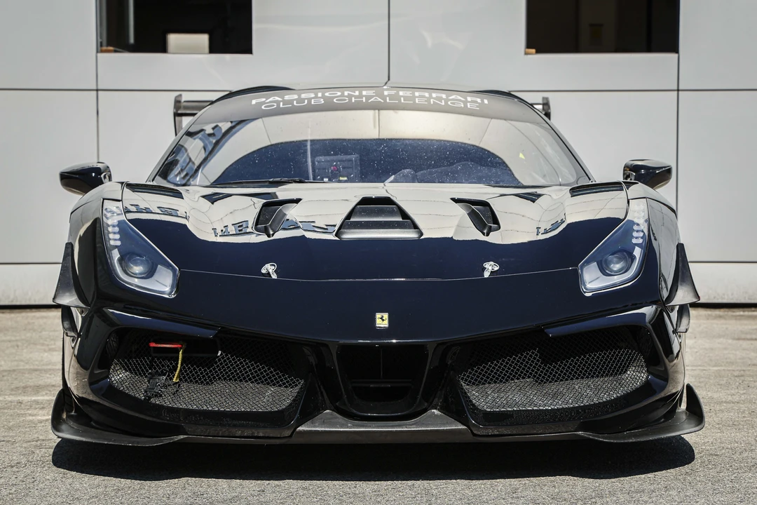 2017 Ferrari 488 - Image 18 of 31