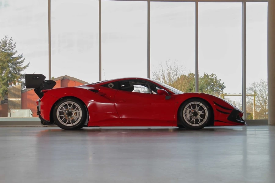 2017 Ferrari 488 - Image 25 of 31