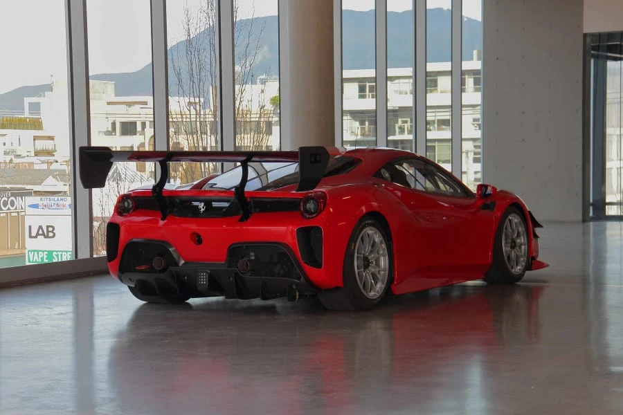 2017 Ferrari 488 - Image 28 of 31