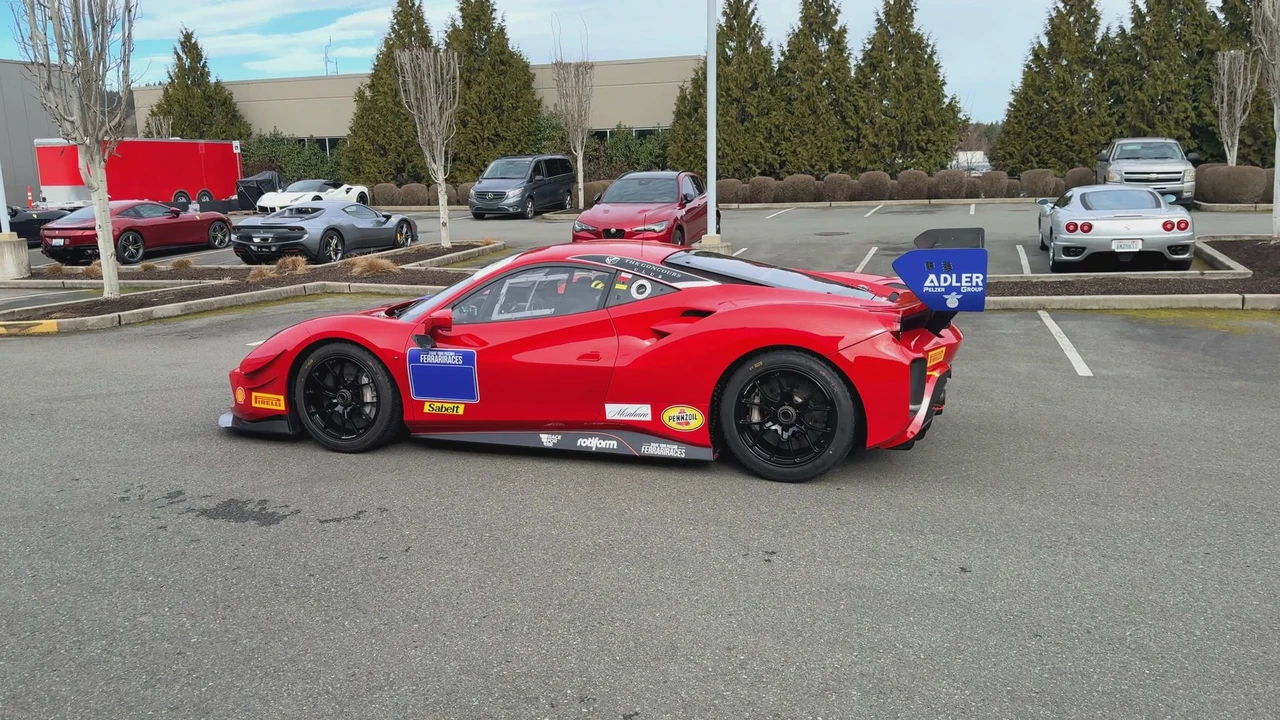 2017 Ferrari 488 GTB - Image 24 of 31