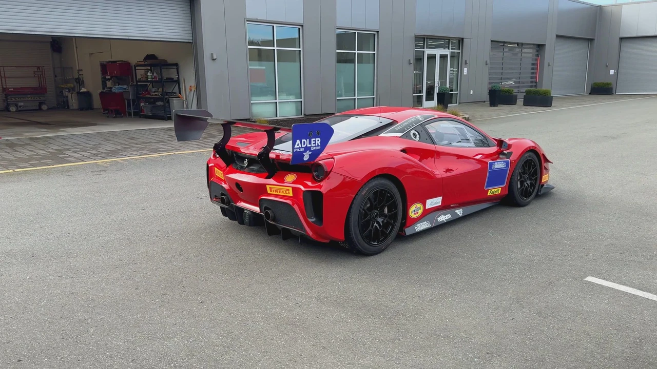 2017 Ferrari 488 GTB - Image 17 of 31