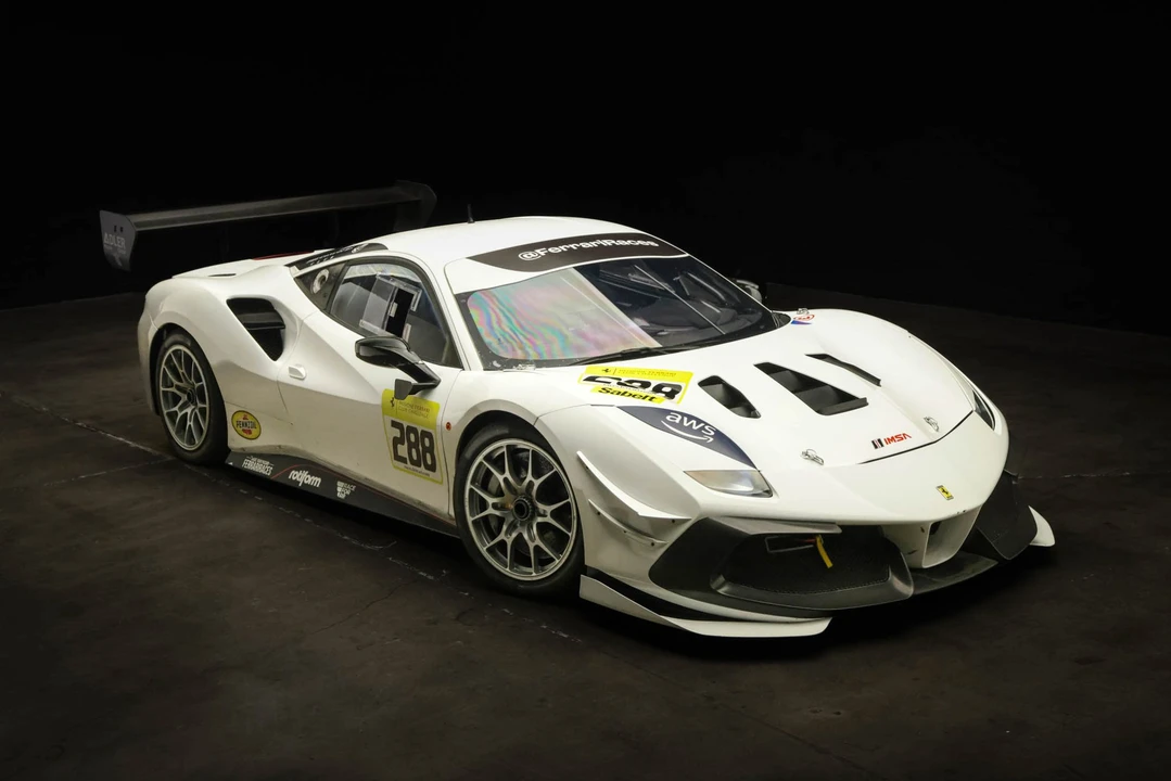 2017 Ferrari 488 - Image 29 of 31