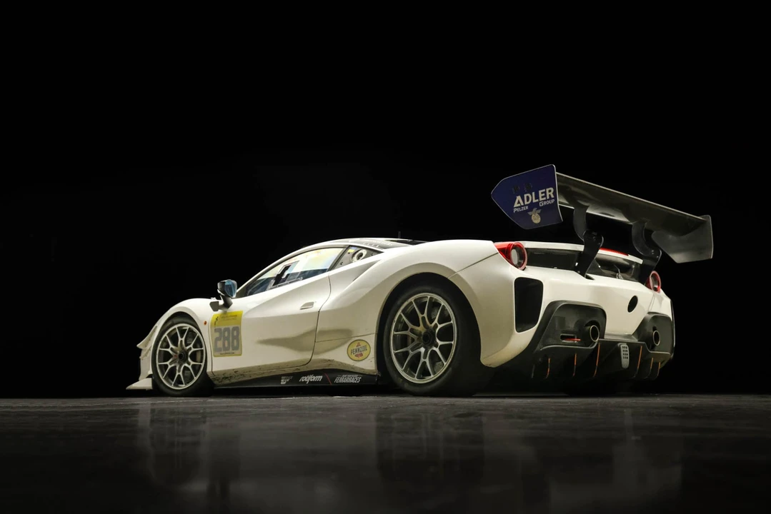 2017 Ferrari 488 - Image 14 of 31