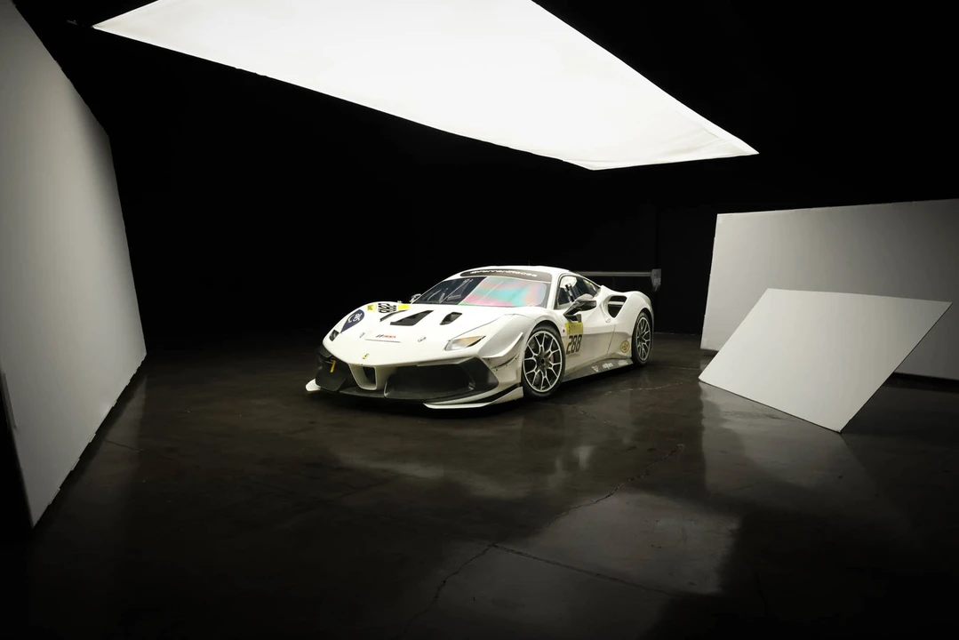 2017 Ferrari 488 - Image 5 of 31