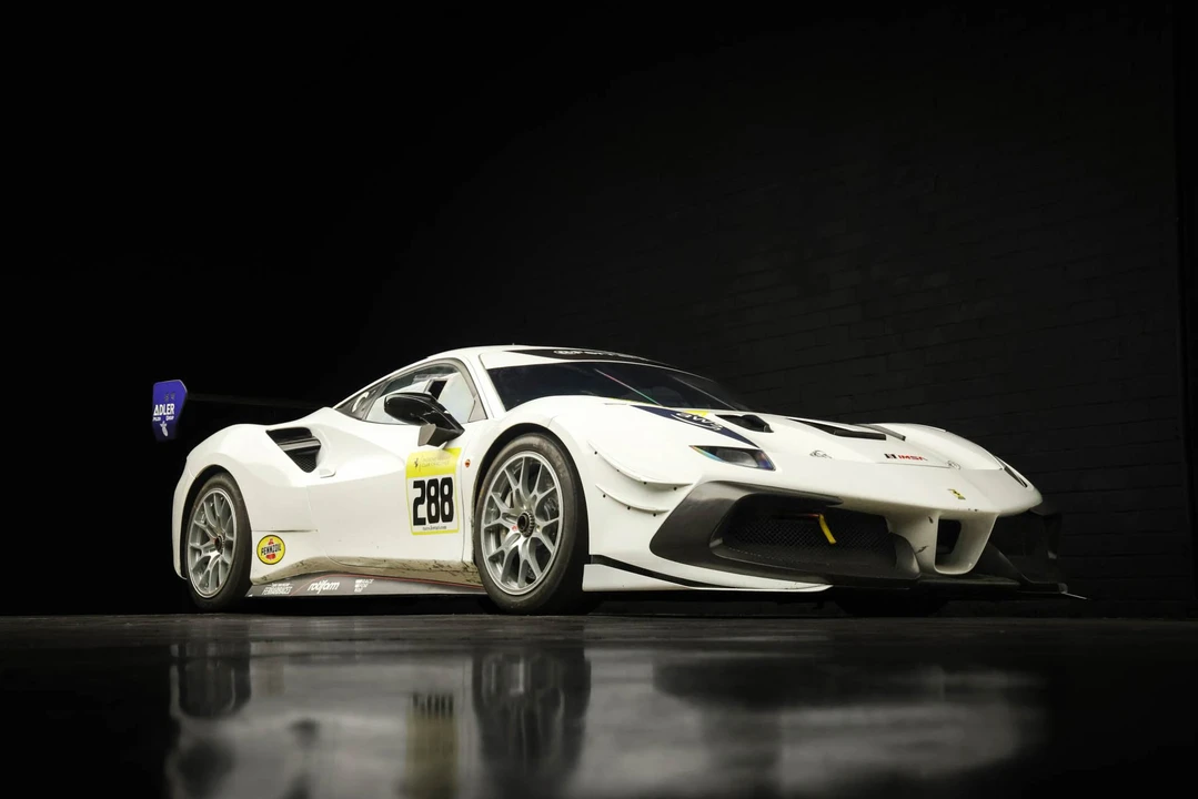 2017 Ferrari 488 - Image 28 of 31