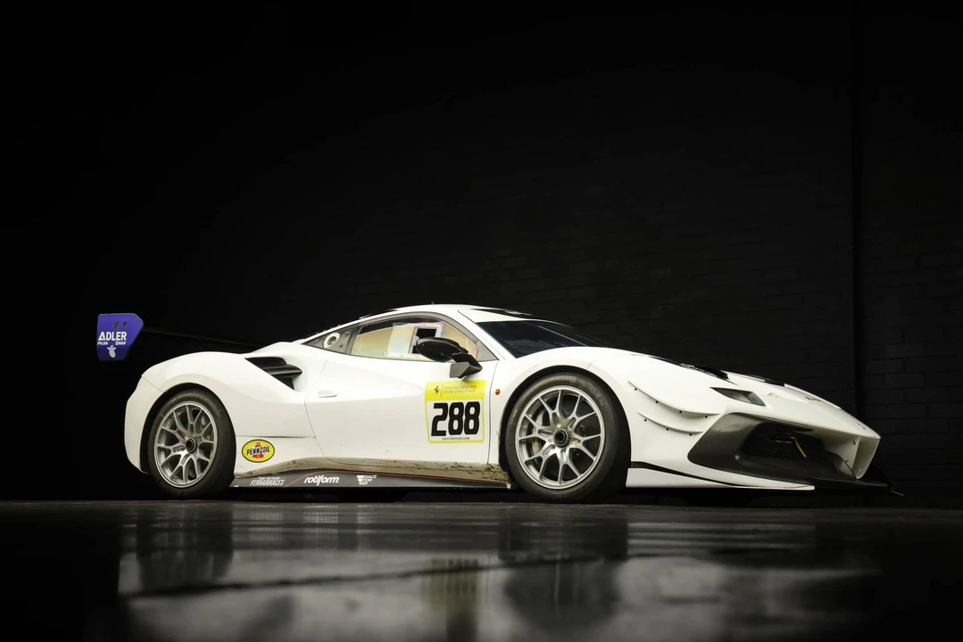2017 Ferrari 488 - Image 27 of 31