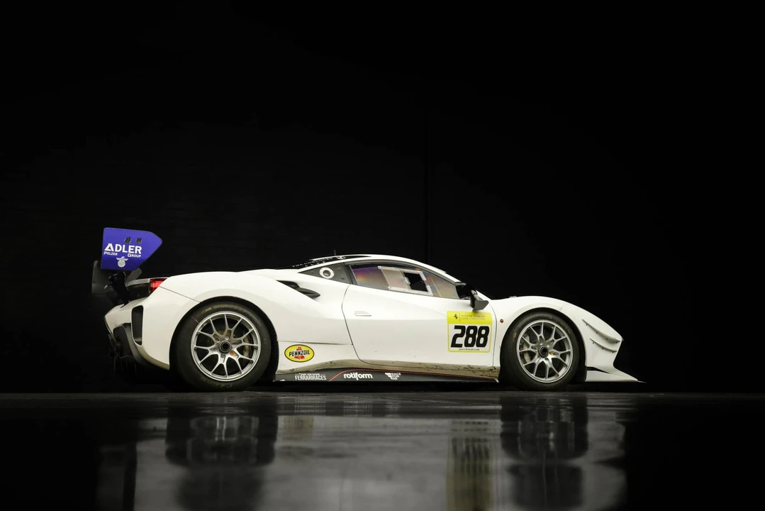 2017 Ferrari 488 - Image 23 of 31