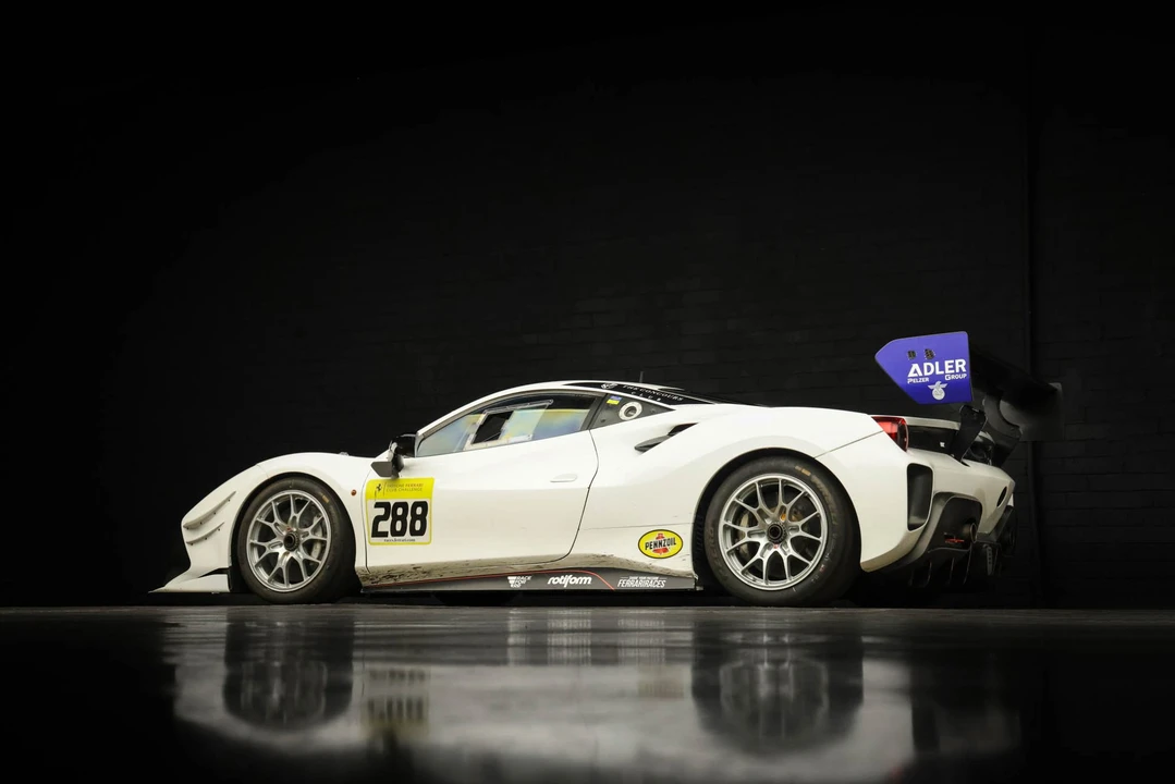 2017 Ferrari 488 - Image 11 of 31