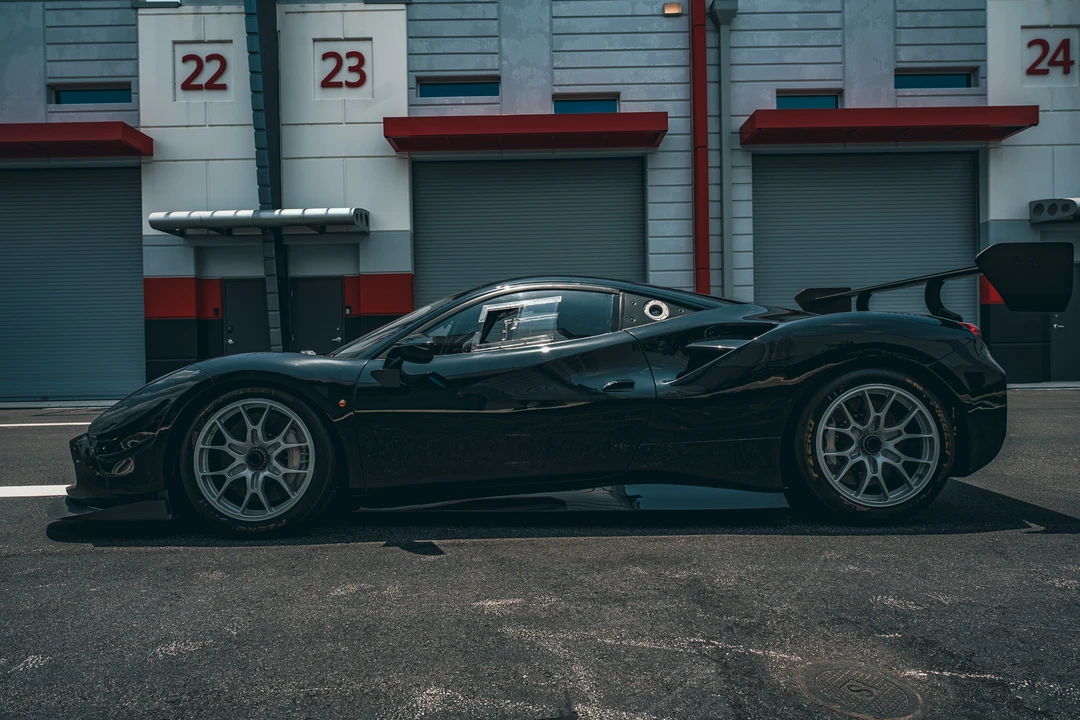2017 Ferrari 488 - Image 6 of 31