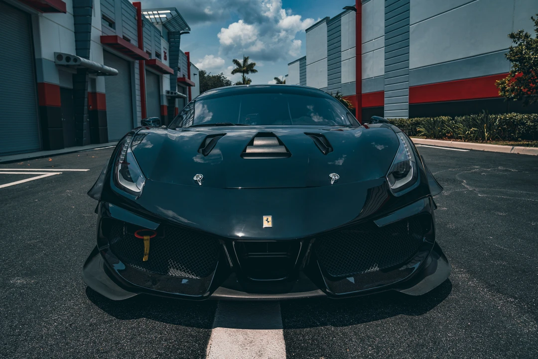2017 Ferrari 488 - Image 21 of 31