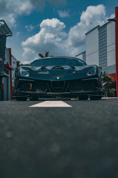 2017 Ferrari 488 - Image 28 of 31