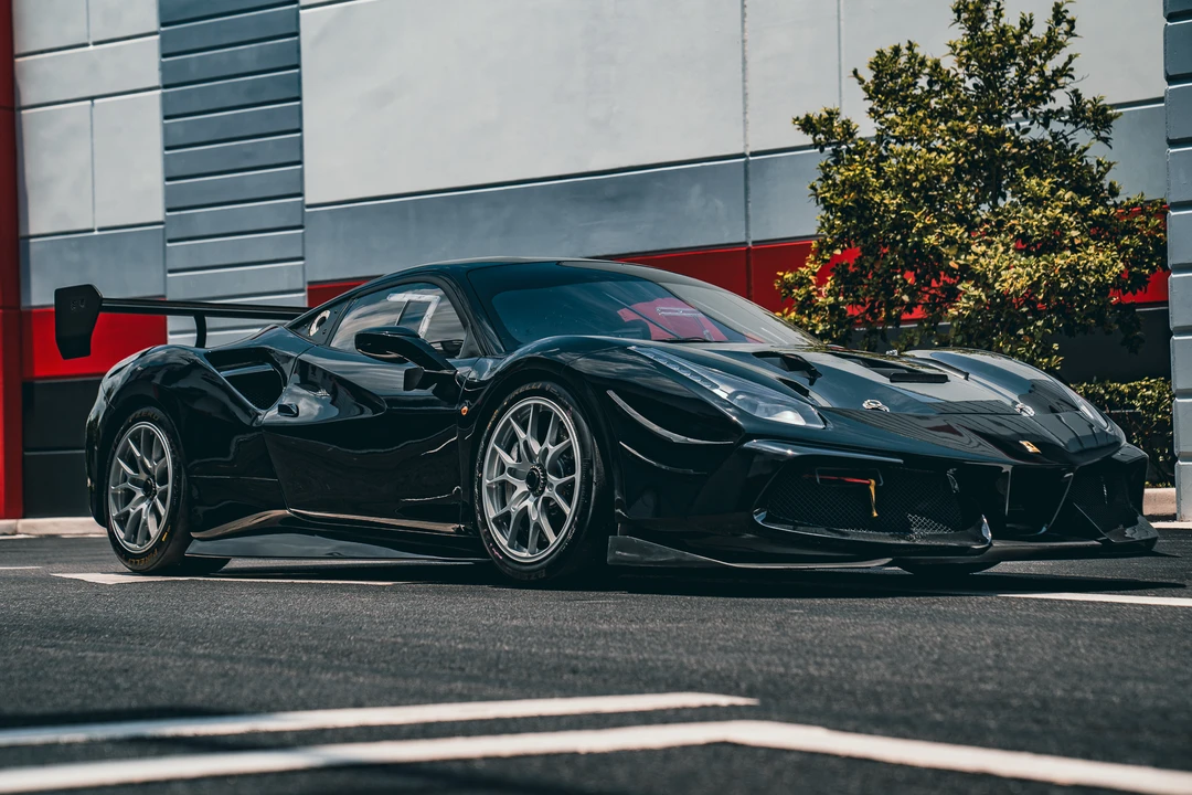 2017 Ferrari 488 - Image 25 of 31