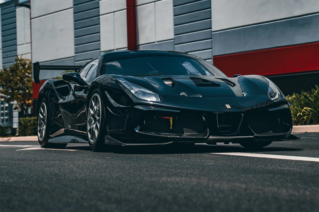 2017 Ferrari 488 - Image 26 of 31