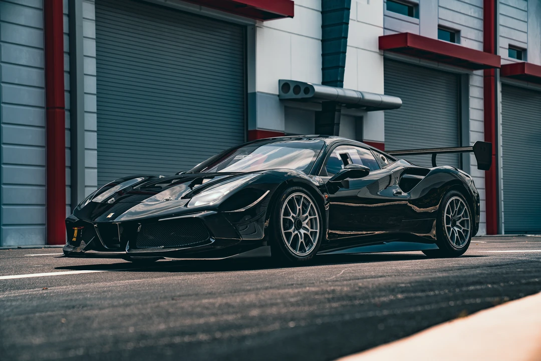 2017 Ferrari 488 - Image 5 of 31