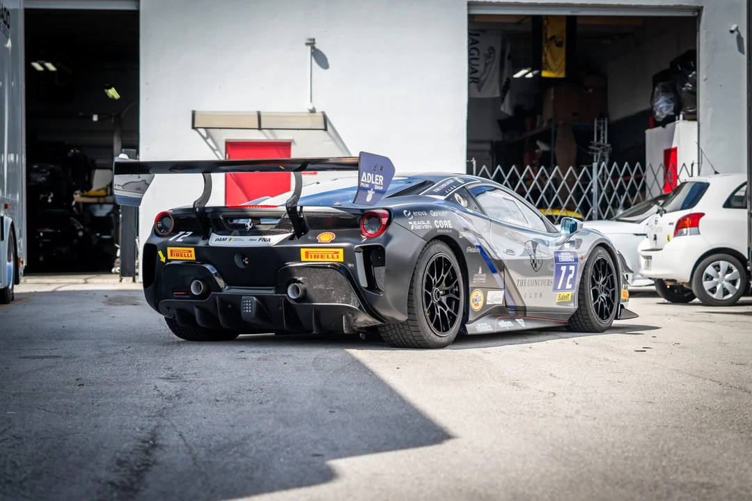 2017 Ferrari 488 - Image 11 of 31