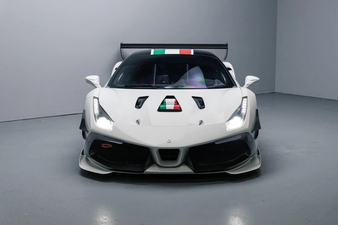 2017 Ferrari 488 GTB - Image 2 of 31