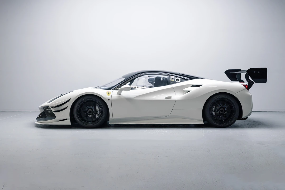 2017 Ferrari 488 GTB - Image 8 of 31
