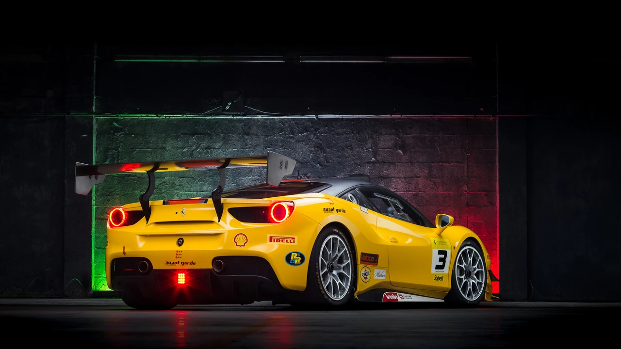 2017 Ferrari 488 GTB - Image 10 of 31
