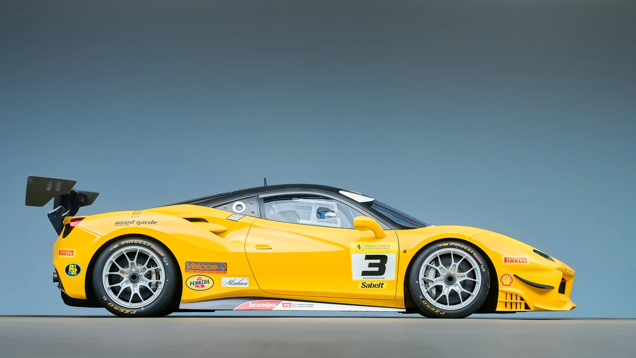 2017 Ferrari 488 GTB - Image 18 of 31