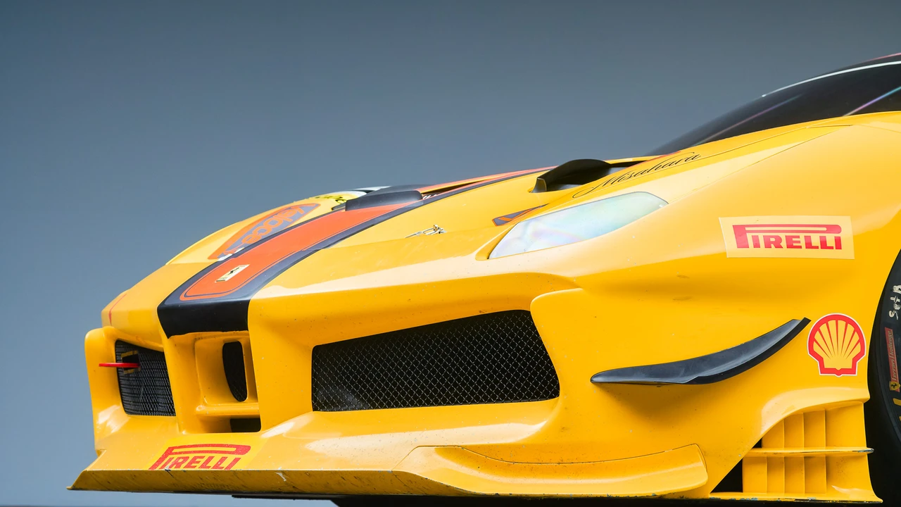 2017 Ferrari 488 GTB - Image 27 of 31
