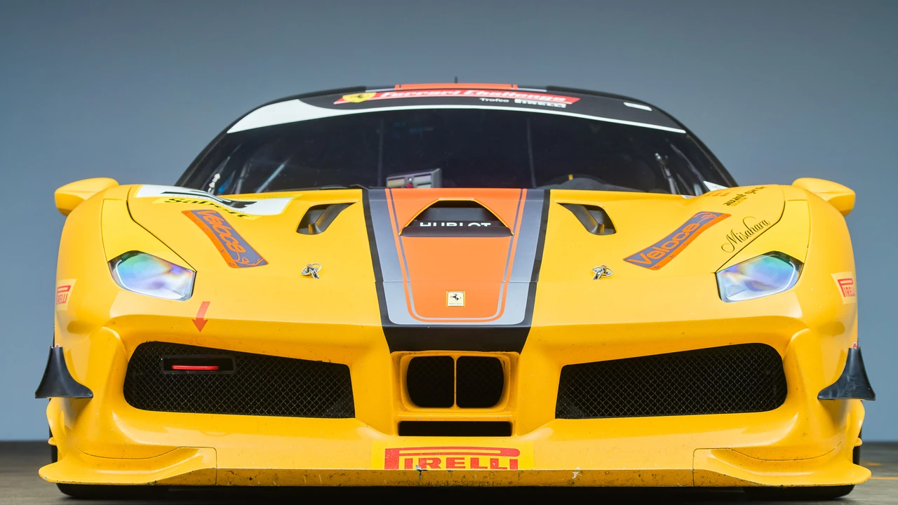 2017 Ferrari 488 GTB - Image 31 of 31