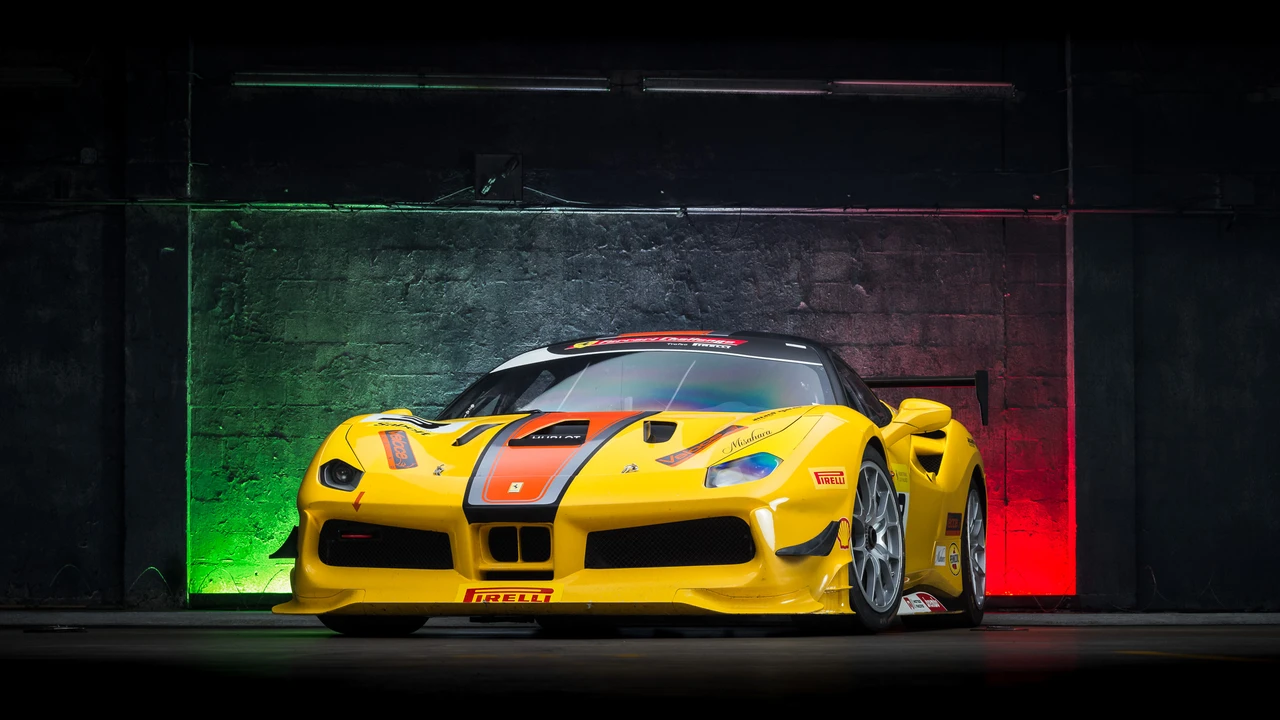2017 Ferrari 488 GTB - Image 3 of 31