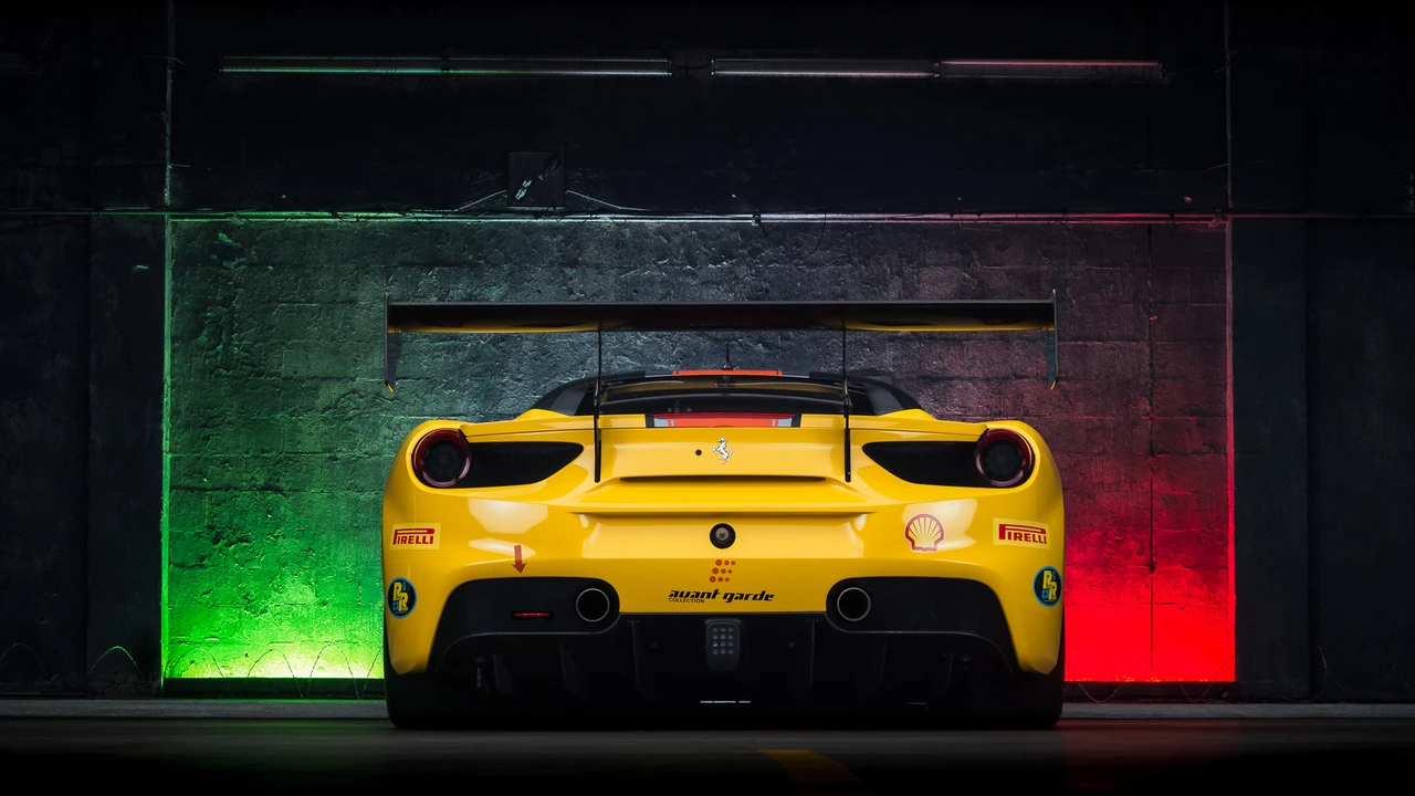2017 Ferrari 488 GTB - Image 8 of 31
