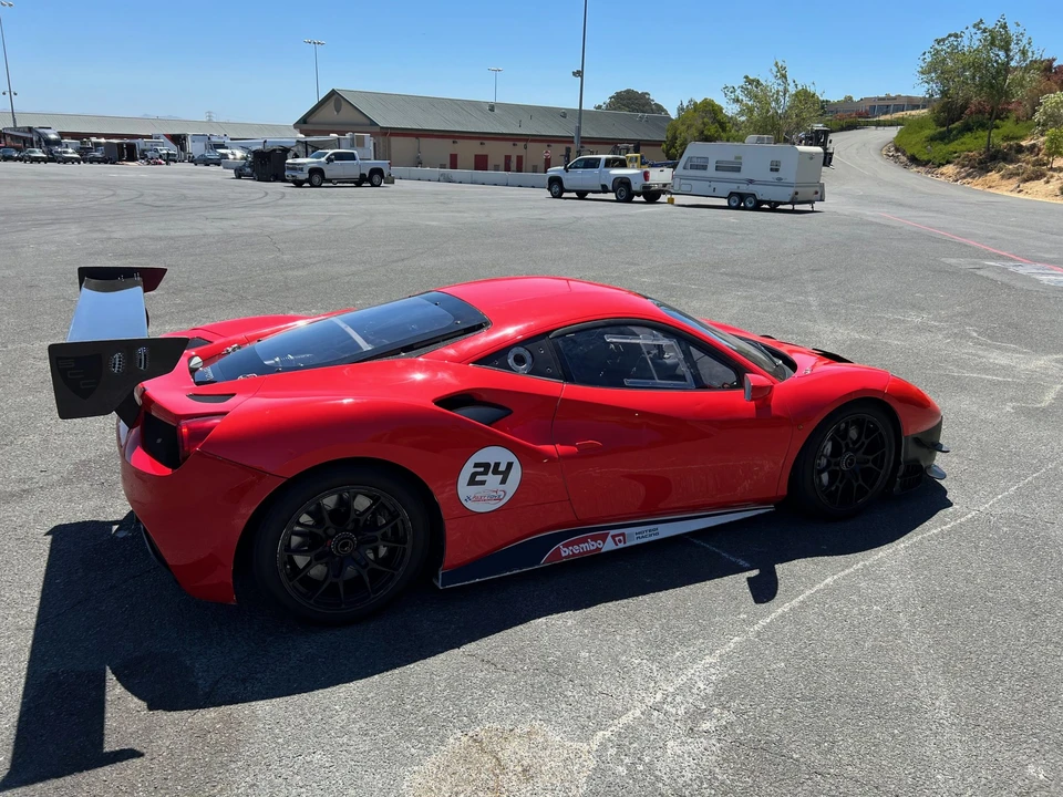 2017 Ferrari 488 - Image 9 of 31