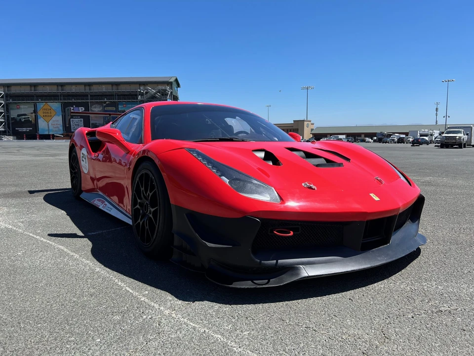 2017 Ferrari 488 - Image 5 of 31