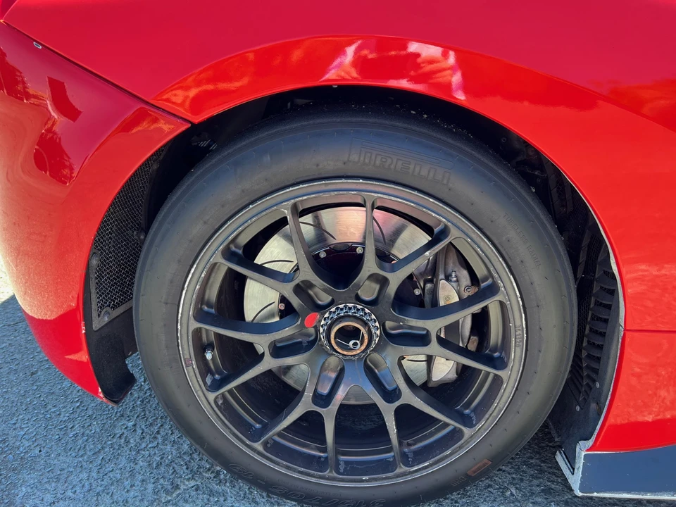2017 Ferrari 488 - Image 27 of 31