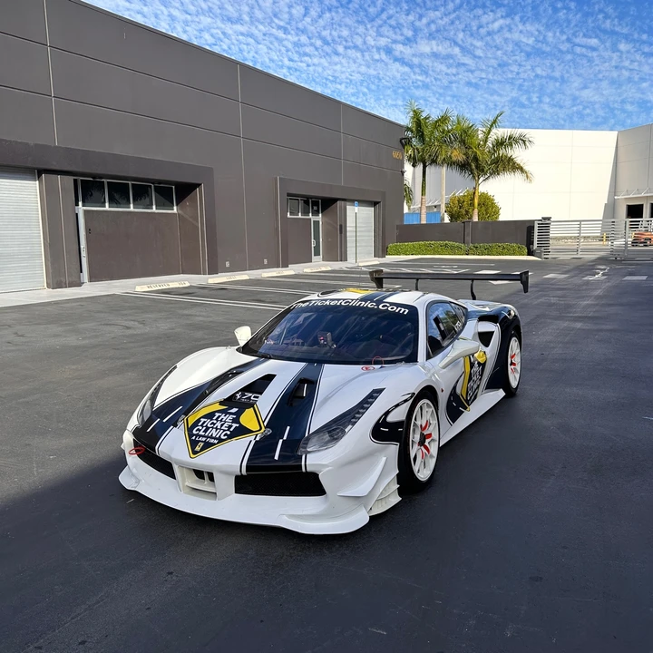 2017 Ferrari 488 GTB - Image 3 of 31