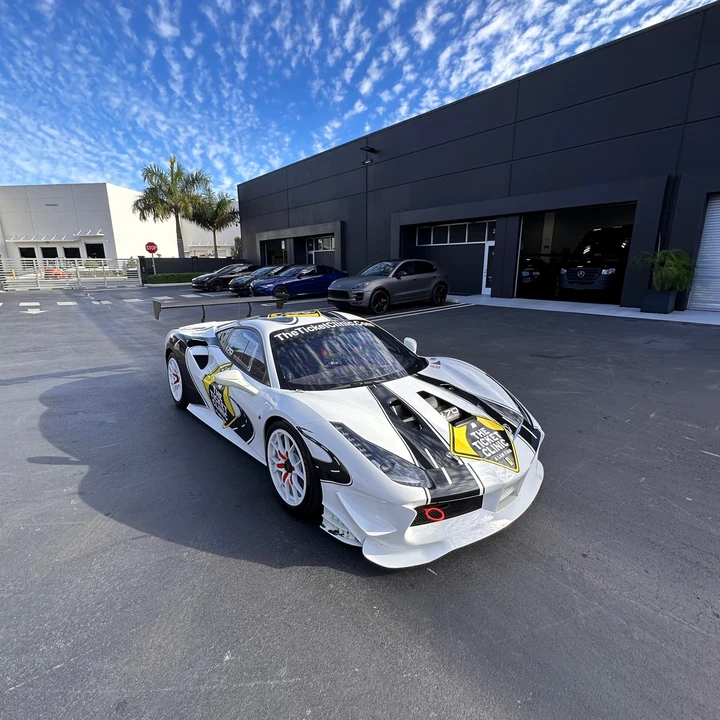 2017 Ferrari 488 GTB - Image 15 of 31
