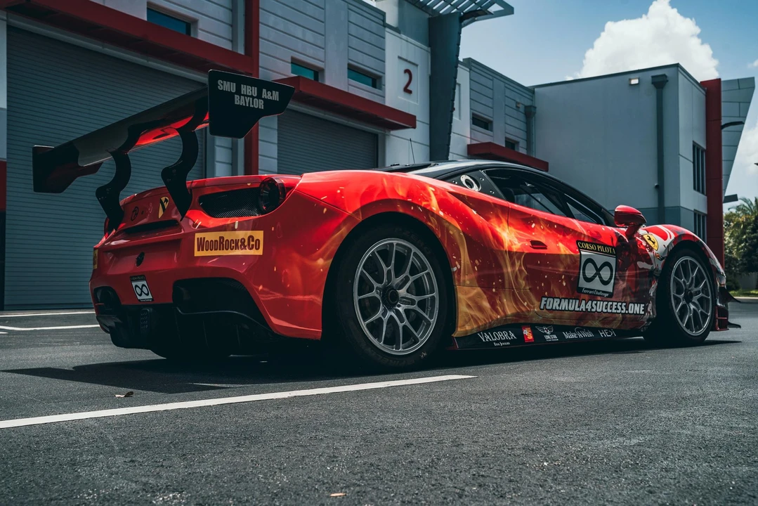 2017 Ferrari 488 GTB - Image 8 of 31