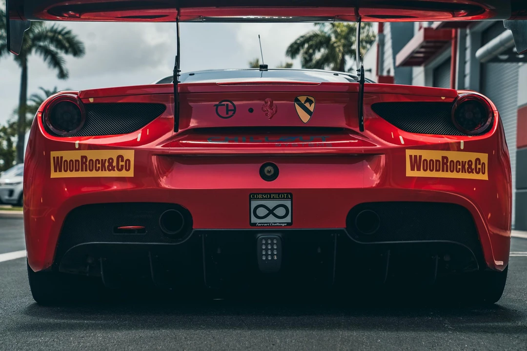 2017 Ferrari 488 GTB - Image 25 of 31