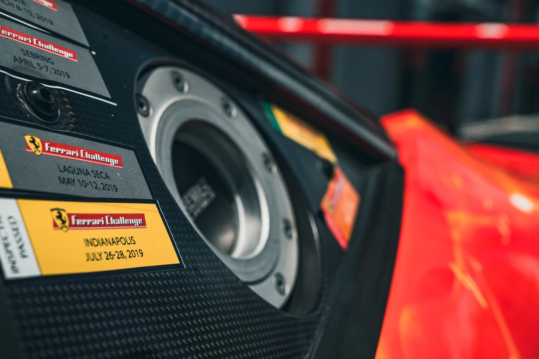 2017 Ferrari 488 GTB - Image 28 of 31
