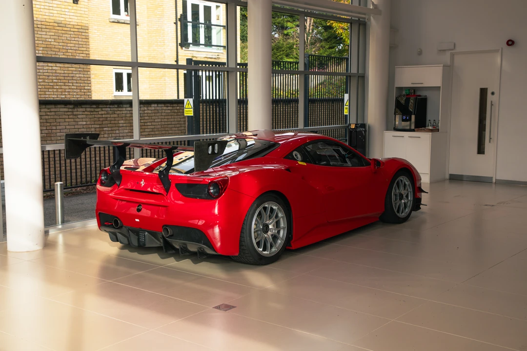 2017 Ferrari 488 - Image 5 of 31