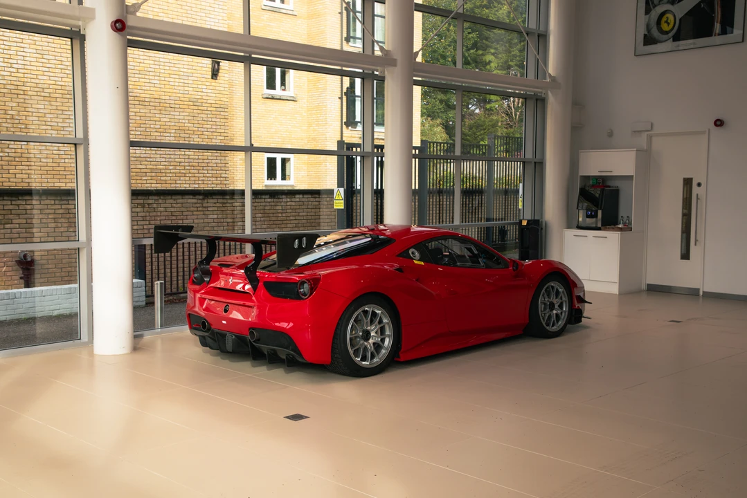 2017 Ferrari 488 - Image 15 of 31