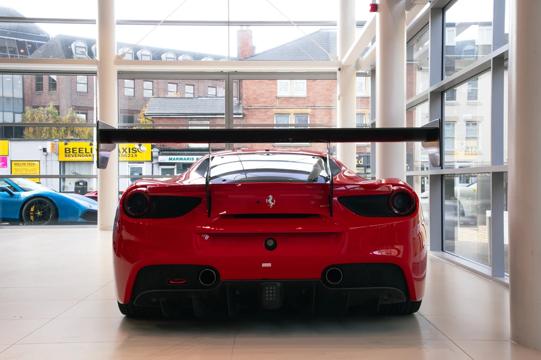 2017 Ferrari 488 - Image 19 of 31