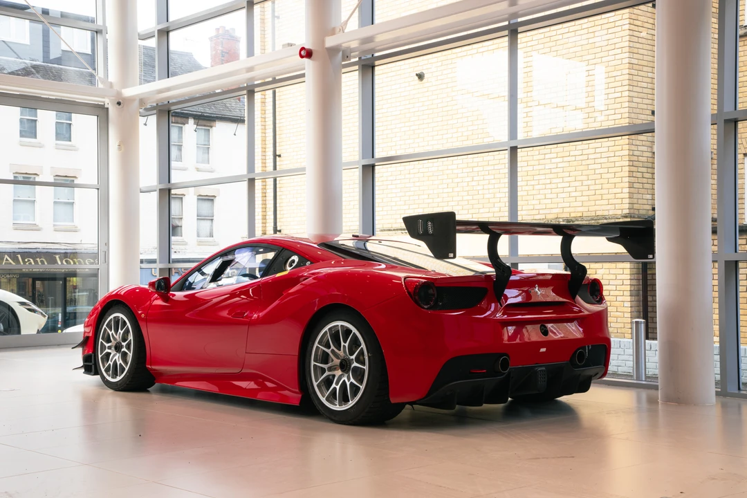 2017 Ferrari 488 - Image 7 of 31