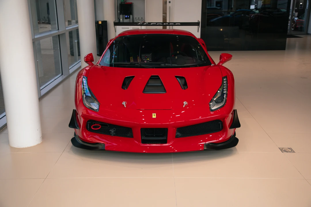 2017 Ferrari 488 - Image 10 of 31