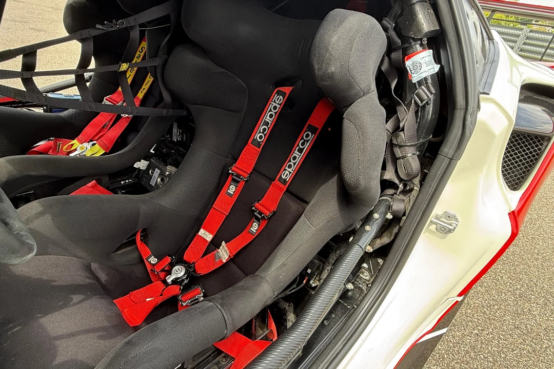 2017 Ferrari 488 - Image 27 of 31