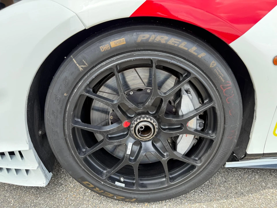 2017 Ferrari 488 - Image 22 of 31