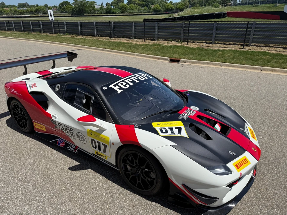2017 Ferrari 488 - Image 12 of 31