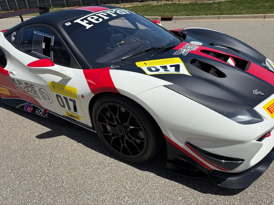 2017 Ferrari 488 - Image 21 of 31