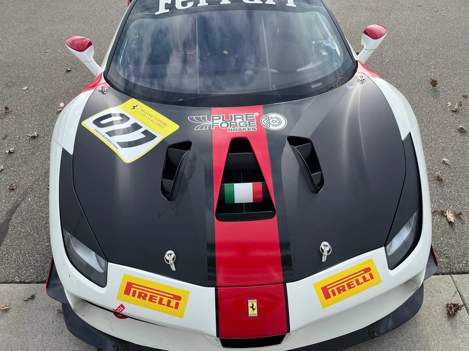 2017 Ferrari 488 - Image 16 of 31