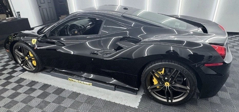 2017 Ferrari 488 GTB - Image 2 of 3