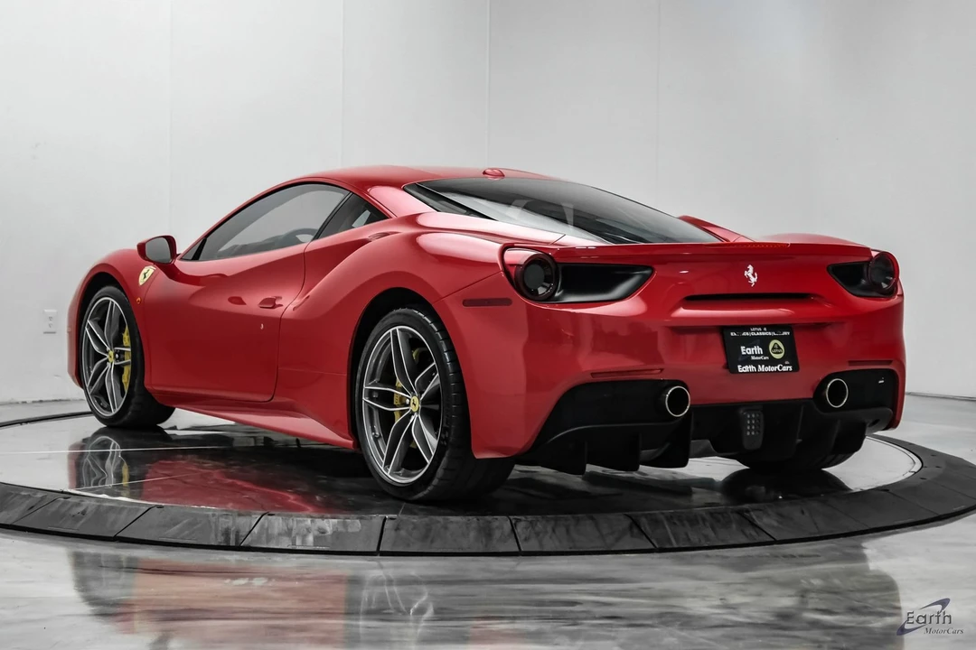 2017 Ferrari 488 GTB - Image 12 of 31