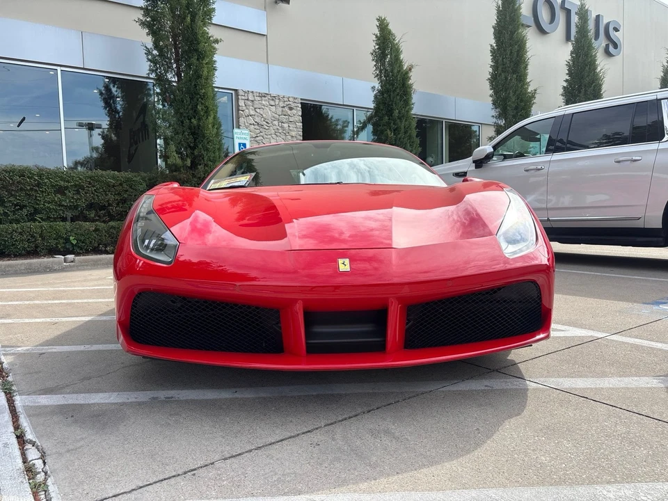 2017 Ferrari 488 GTB - Image 2 of 8