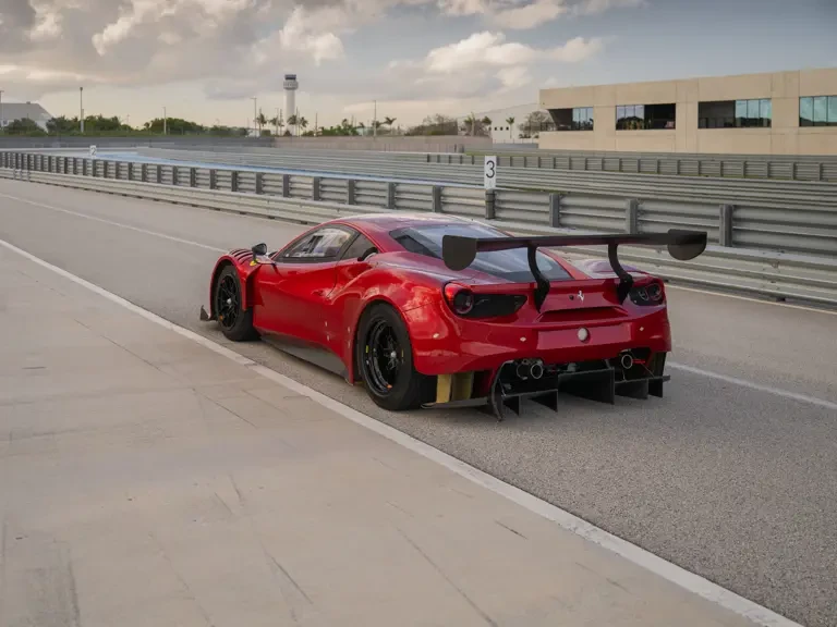 2017 Ferrari 488 GTB - Image 3 of 31